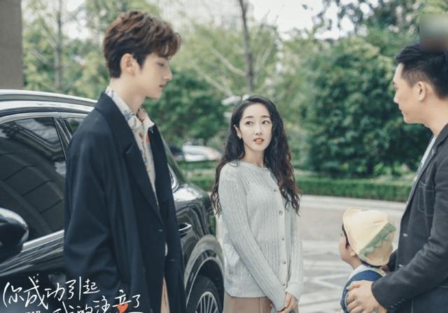 谁会看痣 我左边锁骨的痣是什么意思?-有问必答平台,智能解答您的疑问